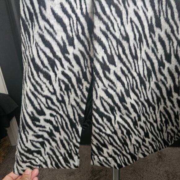 Fashion Nova Wild Behavior Zebra Wool Trench Coat XL NWT Animal Print - Picture 7 of 13
